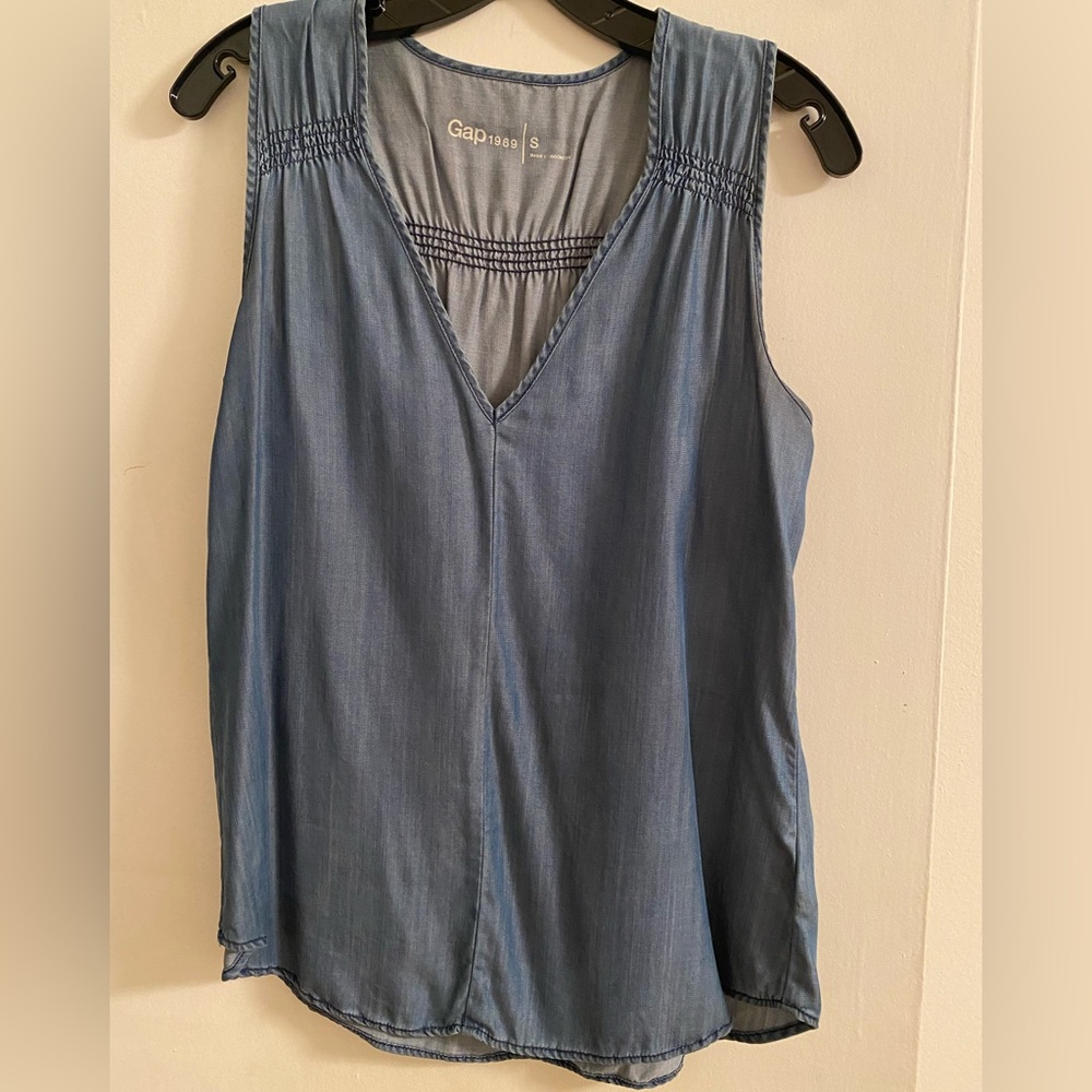 GAP Blue Sleeveless Tank Top